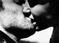 Πώς θα καταλάβεις ότι ενδιαφέρεται για σένα, ανάλογα με το ζώδιό του