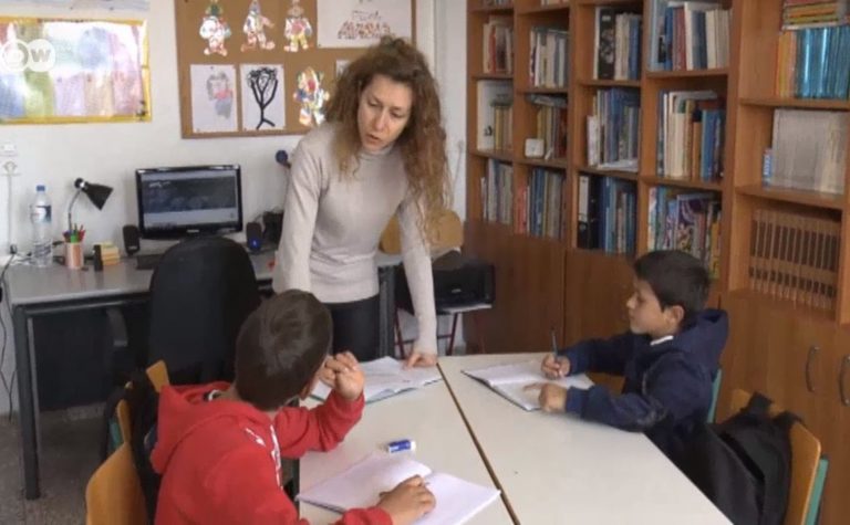 Στην Ελλάδα το μικρότερο σχολείο του κόσμου (pics&vid)