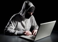 Οι χάκερς χτυπάνε πλέον και τα Mac