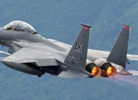 Η Αμερική πουλάει F-15 στο Κατάρ