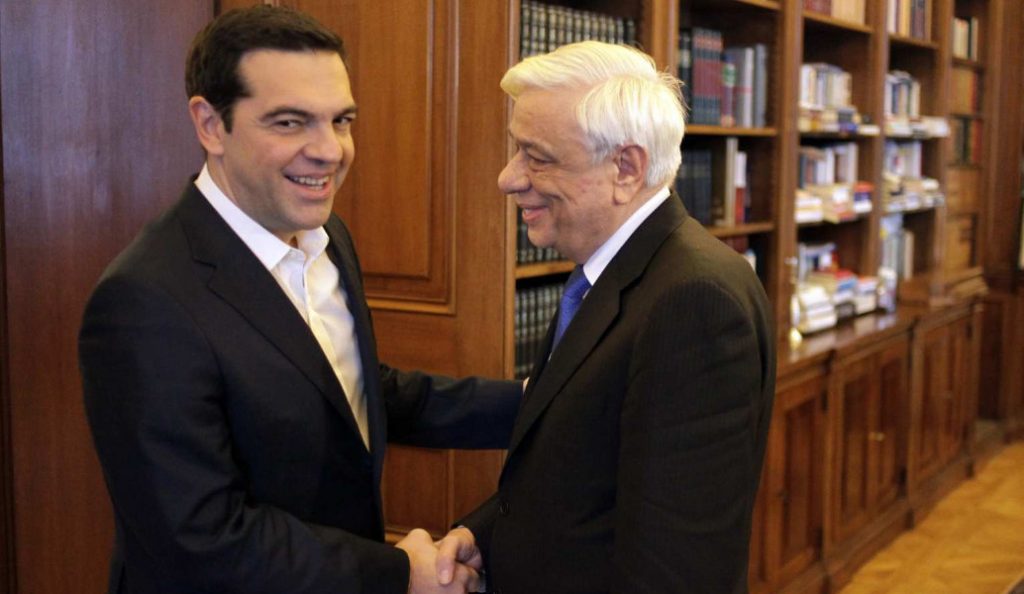 Τσίπρας σε Παυλόπουλο: “Κάναμε ένα αποφασιστικό βήμα για την έξοδο της χώρας από την πολυετή κρίση”