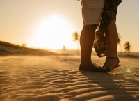 Αστρολογία 18-24/06 – Μήνυμα στην άμμο