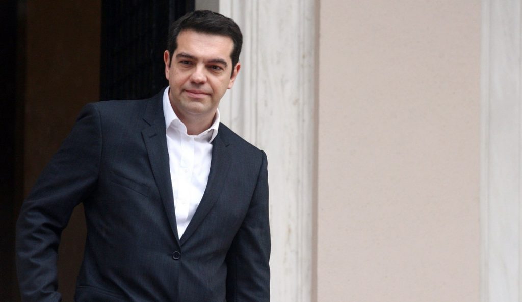 SZ: Η γραβάτα του Τσίπρα έμεινε στην ντουλάπα