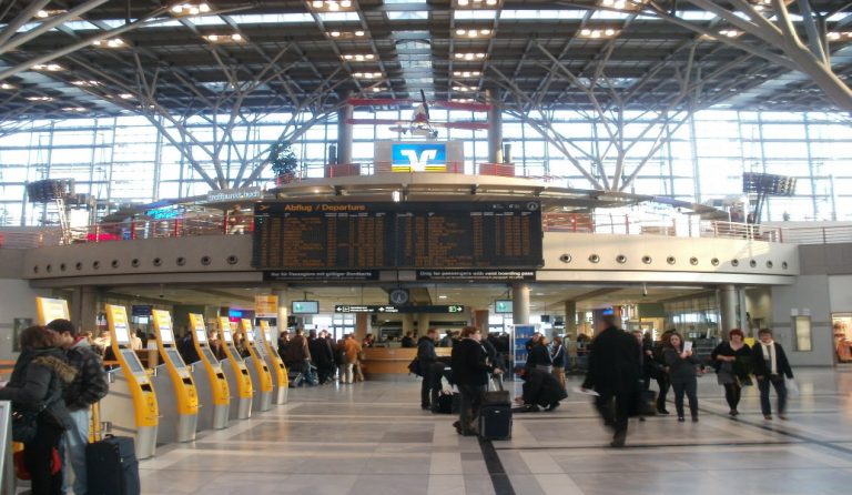 Ακύρωση πτήσεων στη Στουτγκάρδη λόγω απειλής για βόμβα