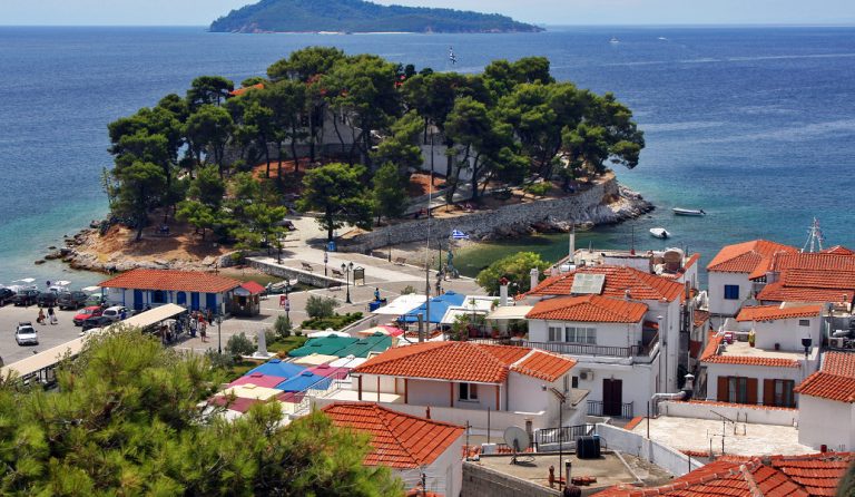 Δήμος Σκιάθου: Έλλειμμα 5,3 εκατομμυρίων ευρώ ανακάλυψαν οι ελεγκτές