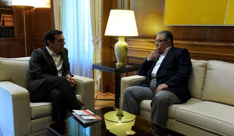 Το “καρφί” Κουτσούμπα στον Τσίπρα: Η Οκτωβριανή ήταν πραγματική επανάσταση (vid)