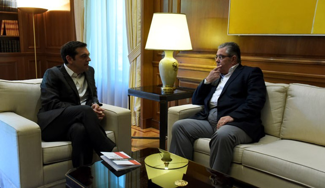 Το “καρφί” Κουτσούμπα στον Τσίπρα: Η Οκτωβριανή ήταν πραγματική επανάσταση (vid)