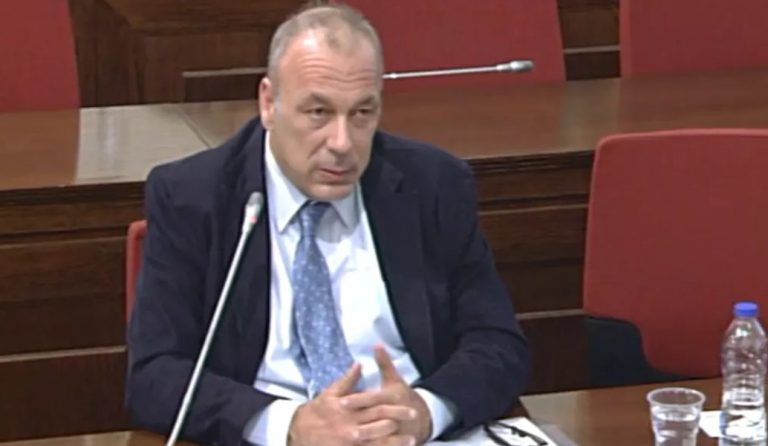 Δεσμεύονται οι λογαριασμοί και τα ακίνητα του Φώτη Μπόμπολα
