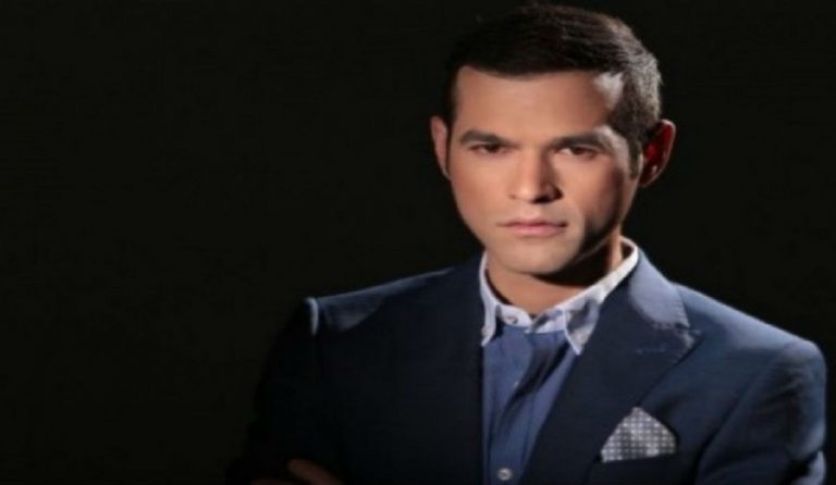Ο Μένιος Φουρθιώτης τώρα και στο ραδιόφωνο