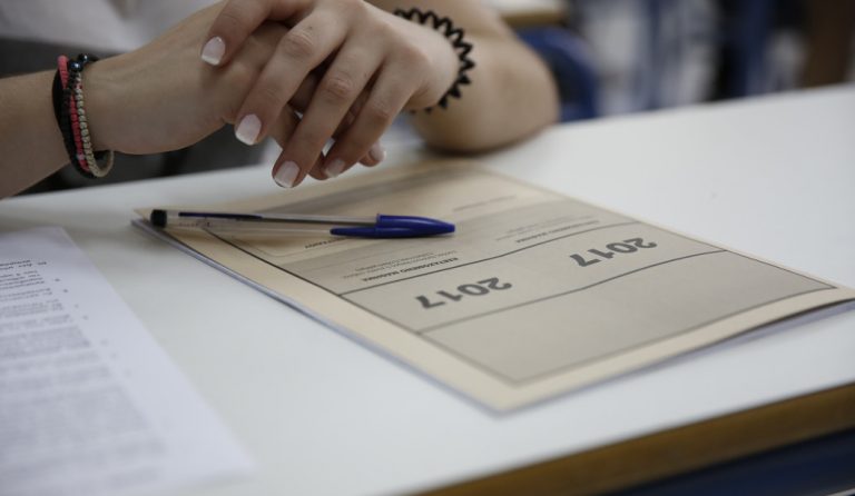 Πανελλήνιες 2018: Ο ΟΕΦΕ σχολιάζει τα θέματα της Νέας Ελληνικής Γλώσσας