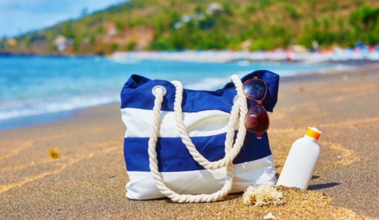 Αυτά είναι τα 8+1 apps για να περάσει η ώρα στην παραλία (pics)