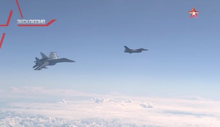 Ντοκουμέντο από το επεισόδιο ρωσικού Su-27 με ΝΑΤΟϊκό F-16 (vid)