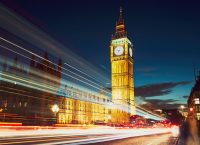 Βρετανία: Ποινικοποιείται το «upskirting»