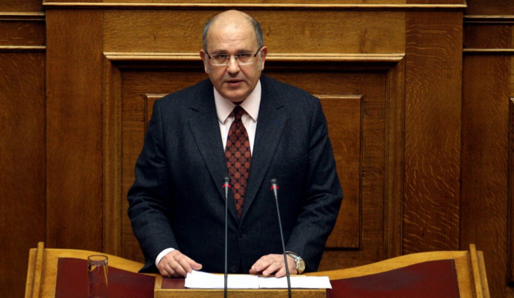 Ξυδάκης: Δύσκολη η επίτευξη των πρωτογενών πλεονασμάτων