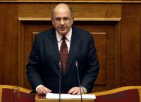 Ξυδάκης: Δύσκολη η επίτευξη των πρωτογενών πλεονασμάτων