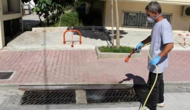 Συνεχίζονται οι ψεκασμοί για τα κουνούπια στον Δήμο Κηφισιάς