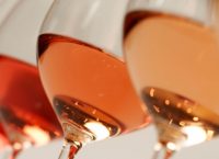 Wine Dispenser: Το γκάτζετ του κρασιού για να μη χαλάει το ανοιγμένο μπουκάλι