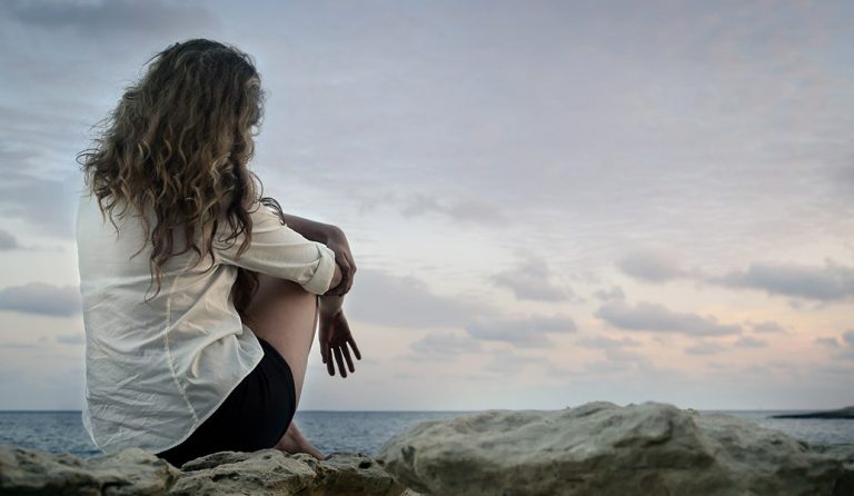 Η Σελήνη σε πολύ καλή σχέση εξαγώνου με τον ανάδρομο Ερμή από την Παρθένο ! Έρχεται επανασύνδεση !
