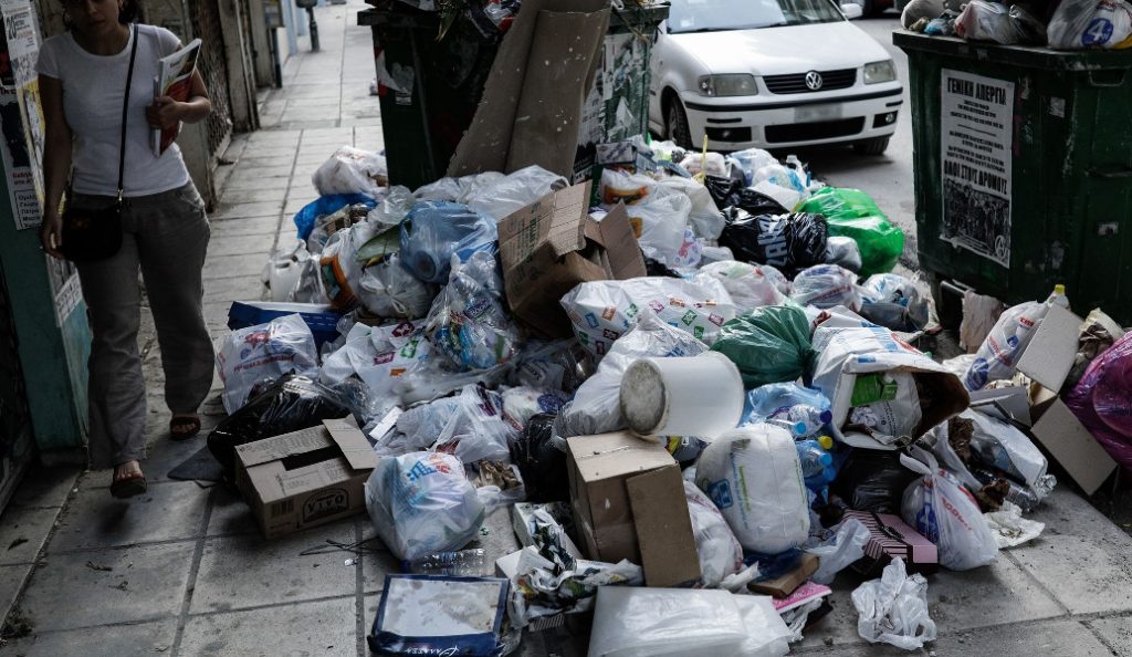 Κατατέθηκε η τροπολογία Σκουρλέτη για τη μονιμοποίηση των συμβασιούχων της ΠΟΕ-ΟΤΑ
