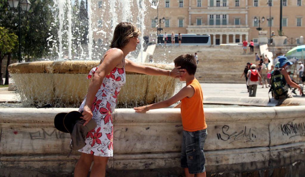 Κλιματιζόμενες αίθουσες στους δήμους λόγω καύσωνα
