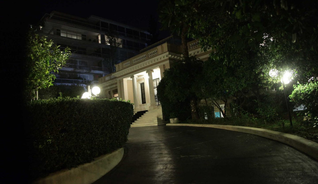 Μαξίμου για Συρία: Λύση με διπλωματικό διάλογο, όχι με πολεμικές επιχειρήσεις