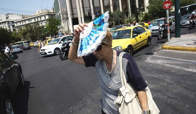 Δήμος Αθηναίων: Ανοιχτές και αύριο έξι κλιματιζόμενες αίθουσες