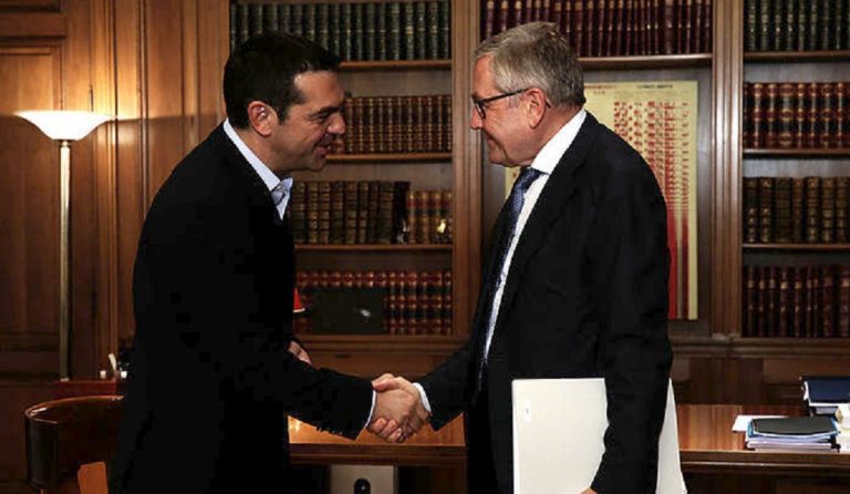 Συνάντηση Τσίπρα-Ρέγκλινγκ: Κοινός στόχος η ολοκλήρωση του προγράμματος το 2018