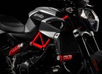 Aprilia Shiver 900: Εύκολο, ισχυρό και τεχνολογικά προηγμένο