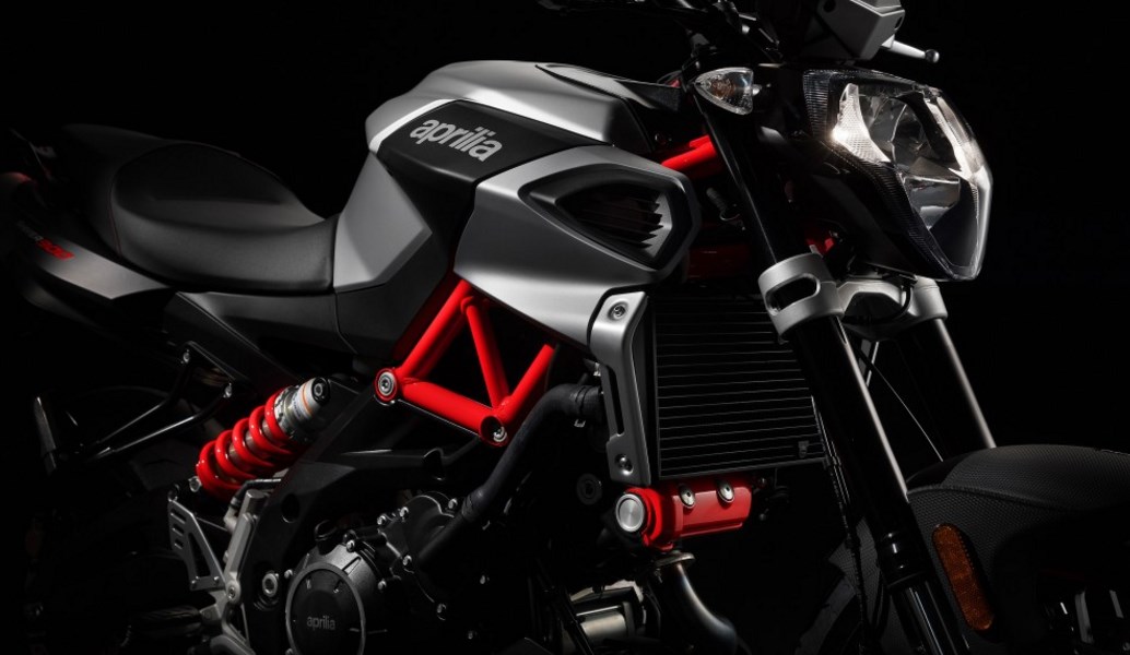 Aprilia Shiver 900: Εύκολο, ισχυρό και τεχνολογικά προηγμένο