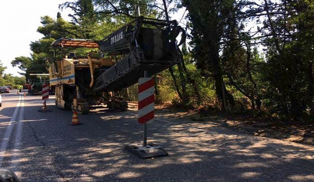 Θεσσαλονίκη: Εργασίες συντήρησης σε δρόμους του νομού