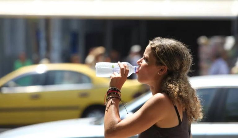 Κορυφώνεται ο καύσωνας: Στους 44 βαθμούς η θερμοκρασία στη Σπάρτη! (pic)