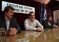 Πυρά της αντιπολίτευσης κατά Τσίπρα για την Υγεία