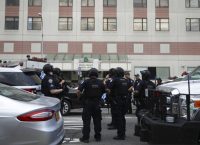 Πυροβολισμοί σε νοσοκομείο στη Νέα Υόρκη: Μία νεκρή και έξι τραυματίες