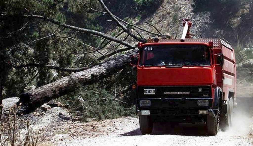Αντιπεριφερειάρχης Λακωνίας: “Κάπως καλύτερη σήμερα η κατάσταση με τις φωτιές σε Κότρωνα και Σκουτάρι”