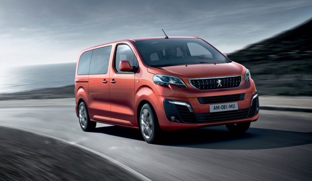 Peugeot Traveller: Μίνι, κινητή παιδική χαρά!