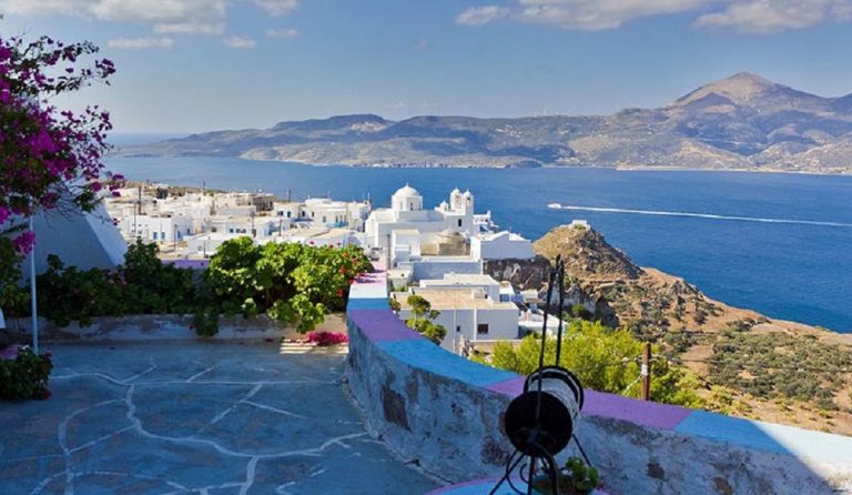 Μήλος: Στα 6 καλύτερα μέρη παγκοσμίως για φέτος