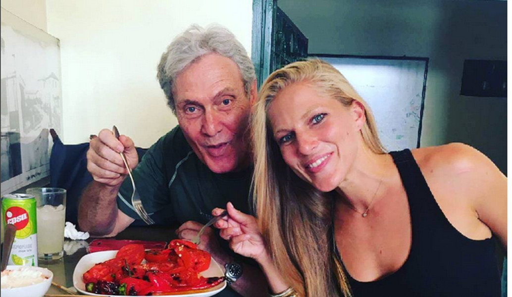 Οικογενειακές στιγμές για τη Σάρα Εσκενάζυ (pic)