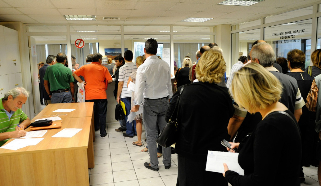 ΕΦΚΑ: Χαμηλότερα όρια ηλικίας για σύνταξη με διαδοχική ασφάλιση