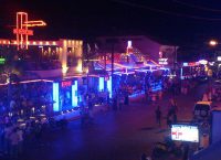 Στον εισαγγελέα οι 8 συλληφθέντες για τη δολοφονία του 23χρονου Αμερικανού