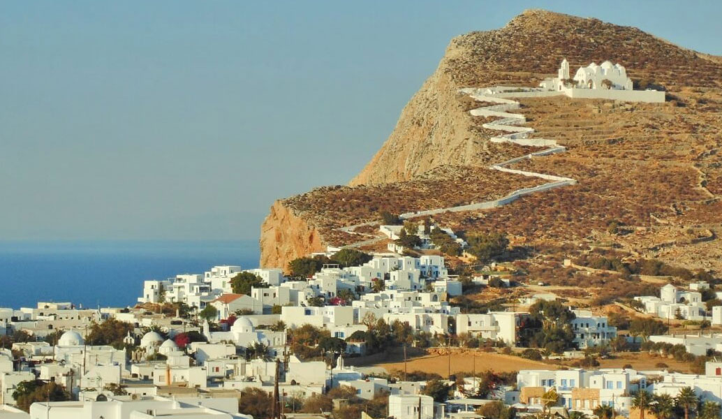 Telegraph: Τα 10+2 καλοκαιρινά… ησυχαστήρια!