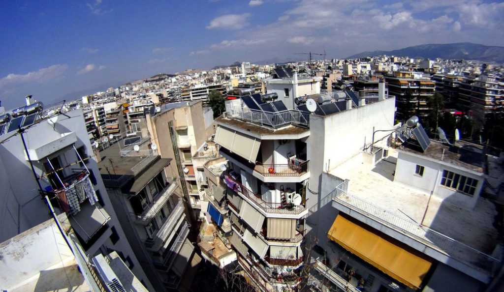 Έρχονται νέες επιβαρύνσεις για τα ακίνητα με τα πιστοποιητικά-φόρους