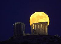 Η πανσέληνος του Αυγούστου φωτίζει τον ελληνικό κινηματογράφο στο Μουσείο Ακρόπολης