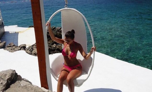 Η κόρη του Ρόναλντ Ντε Μπουρ είναι sexy (pics)