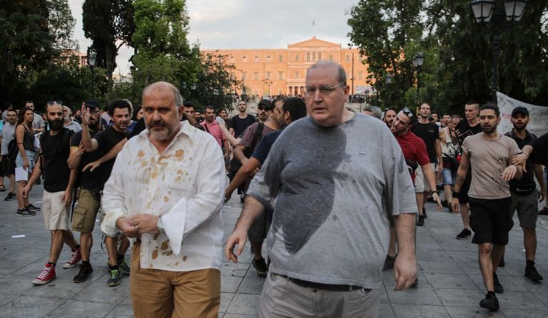 Ανεπιθύμητοι Φίλης και Ξυδάκης στη συγκέντρωση για την Ηριάννα