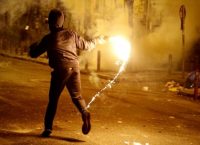 Στην αντεπίθεση οι αναρχικοί για τον Γιαγτζόγλου: Αυτή τη φορά θα χυθεί αίμα αν πεθάνει ο Ντίνος