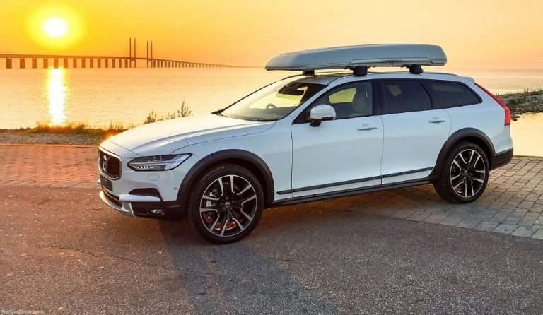 Volvo V90 Cross Country: Όταν θέλεις να πάρεις – πραγματικά – τα βουνά!