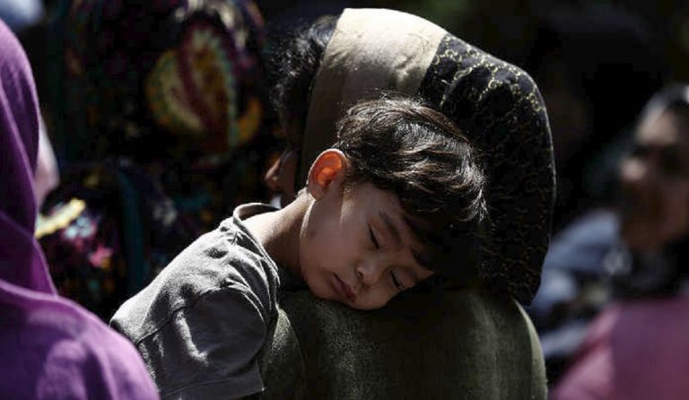 Die Welt: Οι πρόσφυγες στην Ελλάδα θα μένουν σε ξενοδοχεία