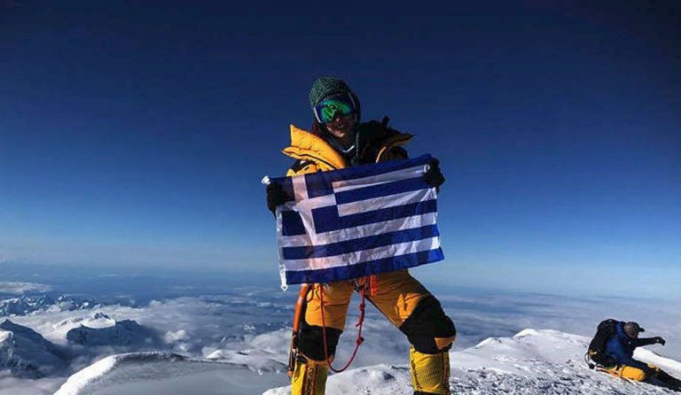 Οι πρώτες Ελληνίδες που πάτησαν την υψηλότερη κορυφή στην Αλάσκα
