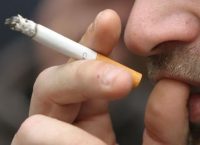 Γιατί οι άντρες κερατώνουν σχεδόν πάντα τις όμορφες γυναίκες;