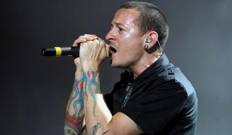 Αυτοκτόνησε ο τραγουδιστής των Linkin Park